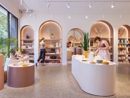 دکوراسیون مدرن 16 Love That Design Larissa Loden Retail Store and Production Office Minnesota 17 qymqw6fz3ber1trb0ebnwzjm0duu476nmtln76tk50