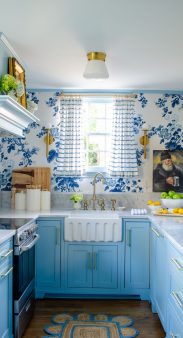 دکوراسیون مدرن 5 kitchen decorating ideas blue and white 1673364284 qymq1t9l2s38fl7648zyvdfef099vnut30ai50dgj8
